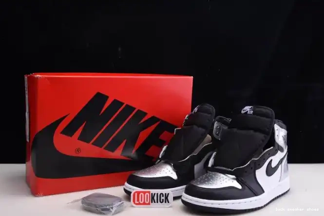 Rep LUCY OG HIGH CD0461-001 SILVER JORDAN WMNS TOE AIR 1 0522